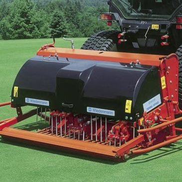 DÉCOMPACTAGE DES GREENS